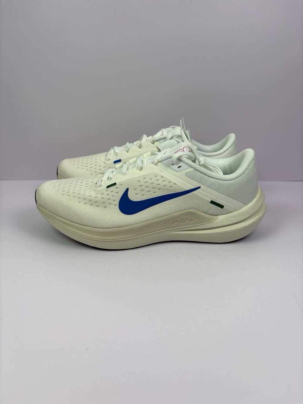 Nike Air Winflo 10 WMNS Sail / Game Royal - Aug 2024 - HQ1184141 - ,